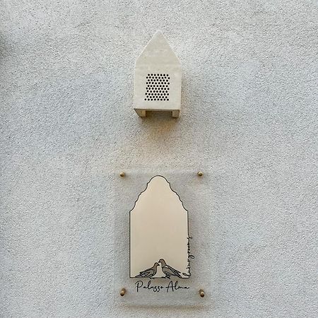 كازارانو Palazzo Alma Luxury Rooms المظهر الخارجي الصورة
