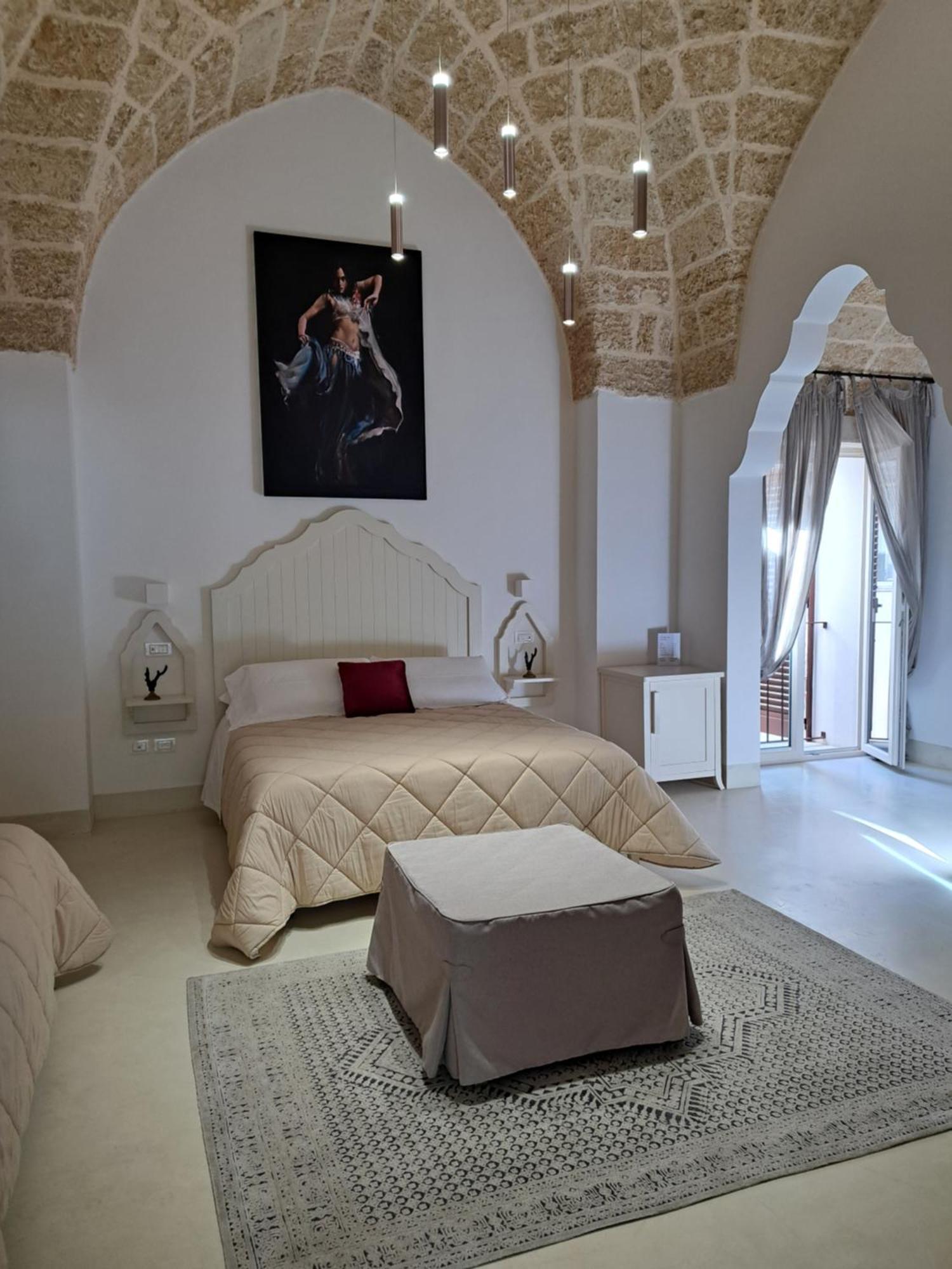 كازارانو Palazzo Alma Luxury Rooms المظهر الخارجي الصورة