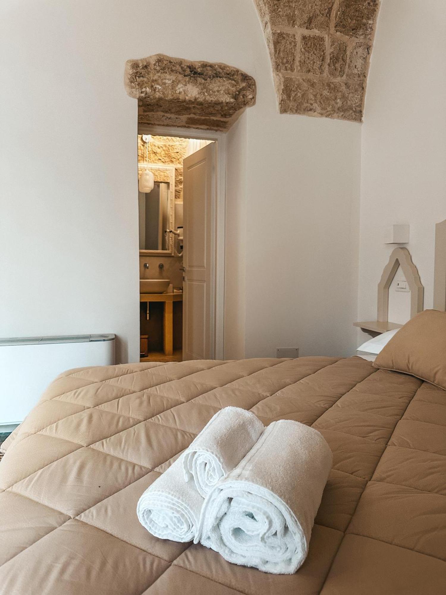 كازارانو Palazzo Alma Luxury Rooms المظهر الخارجي الصورة