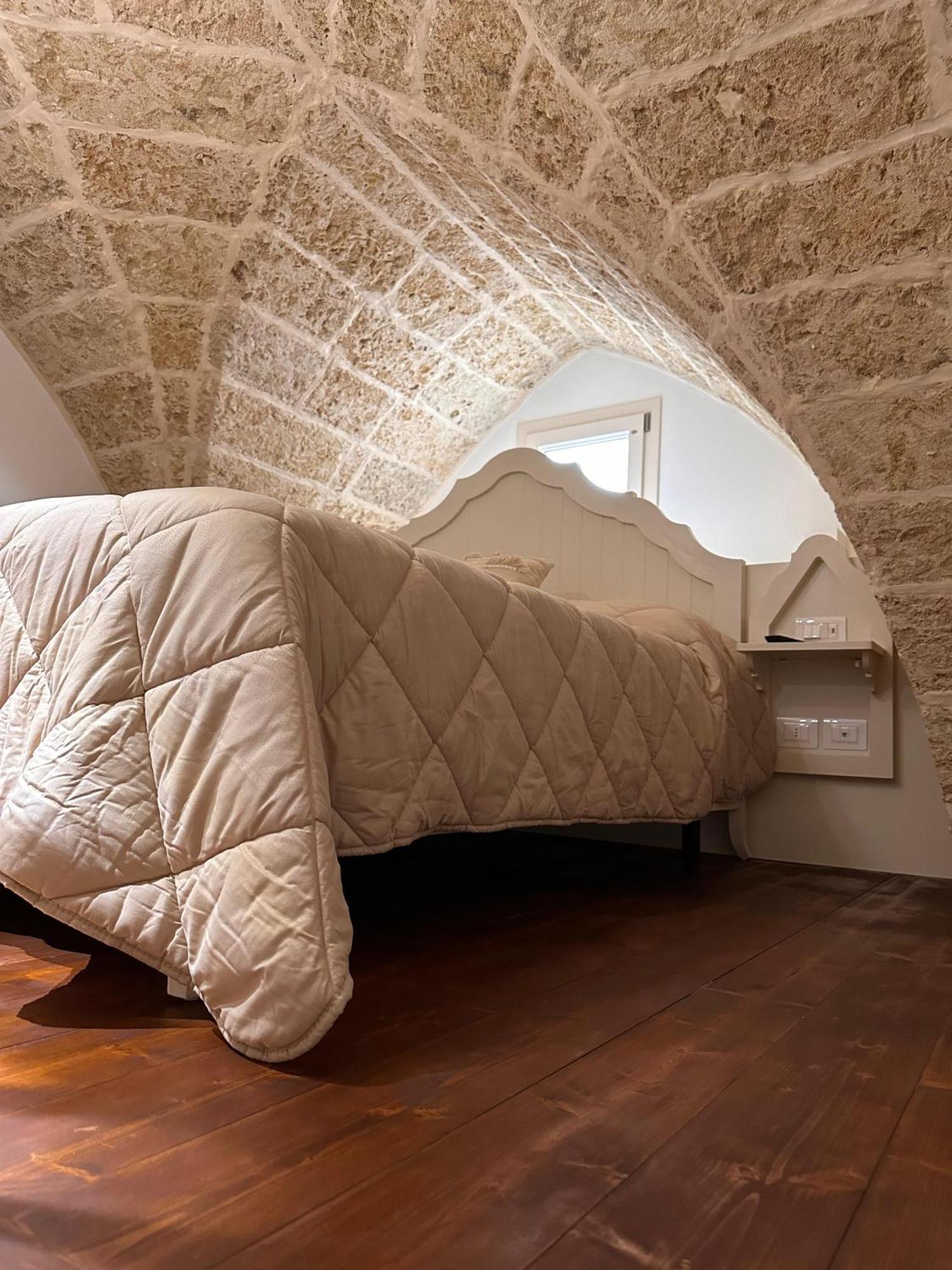 كازارانو Palazzo Alma Luxury Rooms المظهر الخارجي الصورة