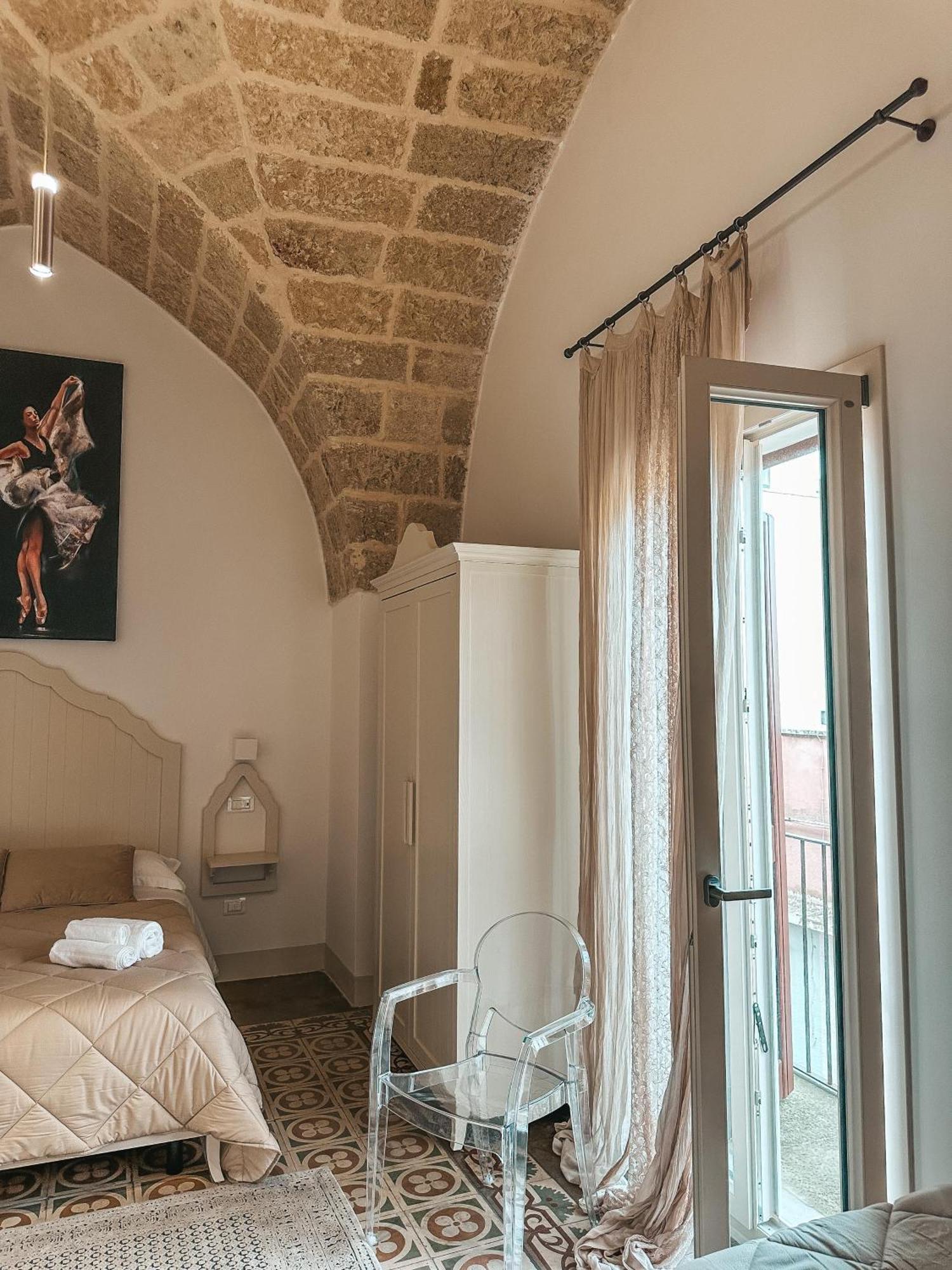 كازارانو Palazzo Alma Luxury Rooms المظهر الخارجي الصورة