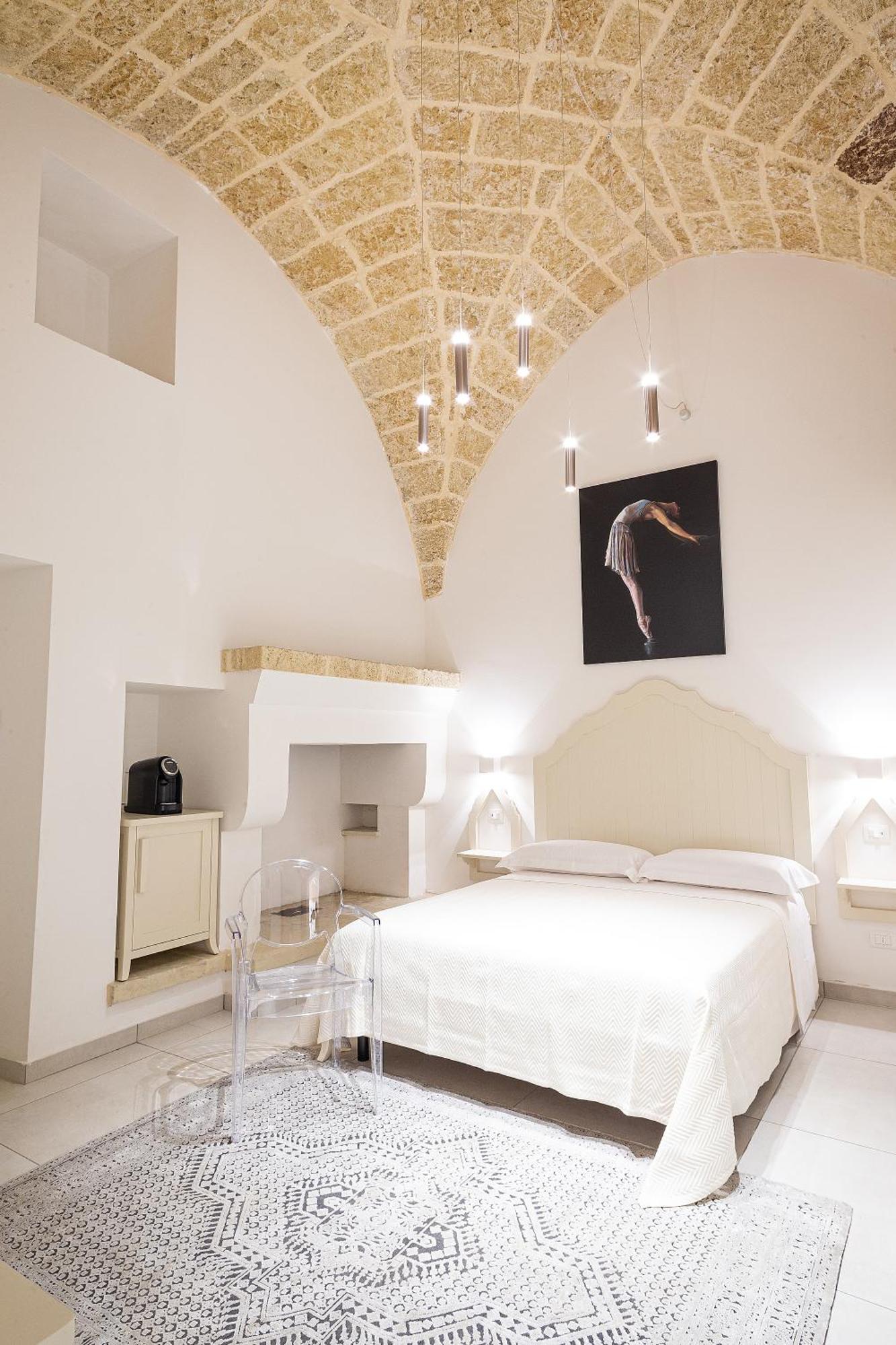 كازارانو Palazzo Alma Luxury Rooms المظهر الخارجي الصورة